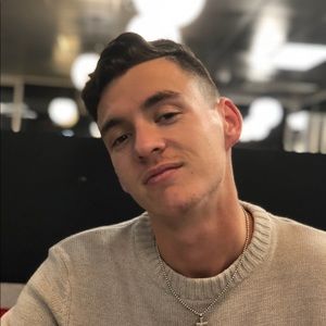 Meet your Posher, Bailey